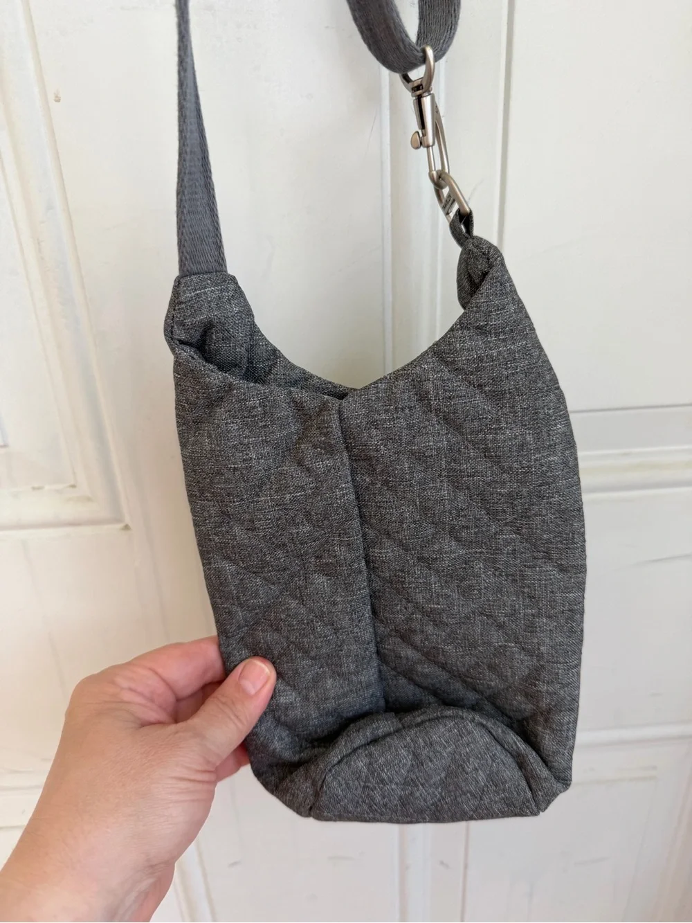 Gray Quilted Crossbody Sling Bag Bottle Holder - Travelon - Picture 2 of 6